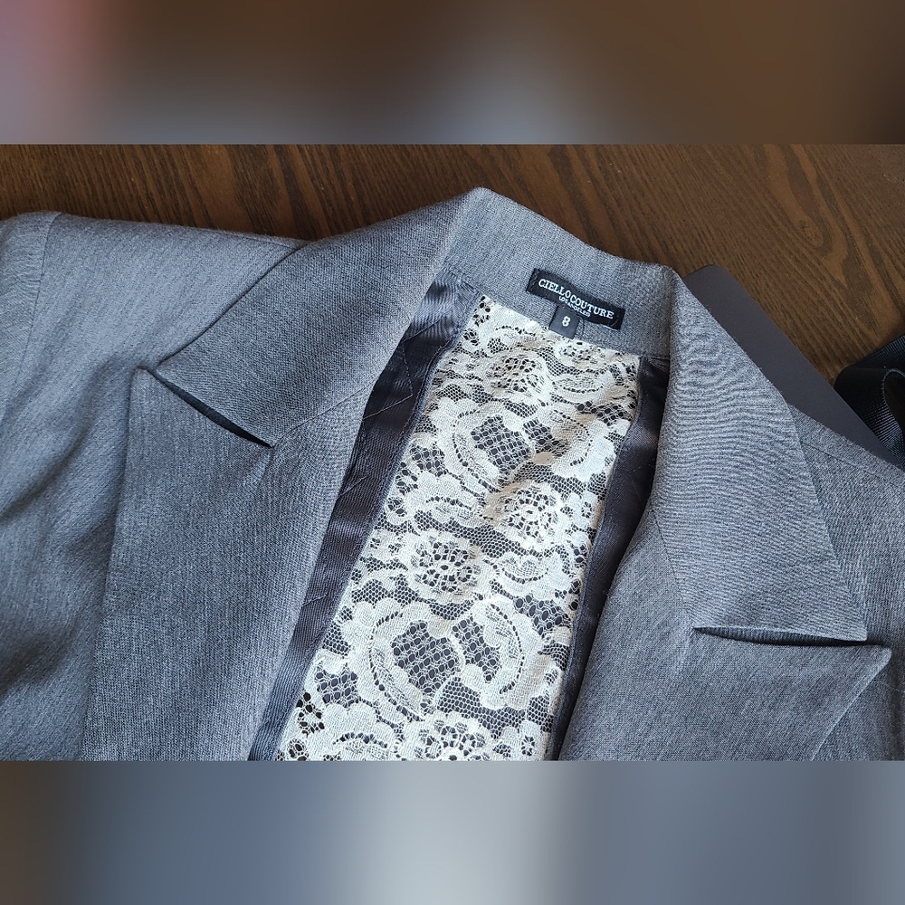 Ciello Couture Los Angeles Gray Women's Blazer Lace Back Size 8 - Picture 4 of 7
